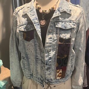 Light washed Jean jacket